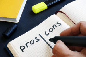 The Pros & Cons of Instant Loans from Licensed Money Lenders in Singapore